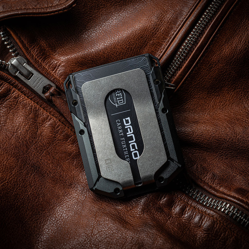 M4 MAVERICK™ RAIL WALLET with TITANIUM CLIP