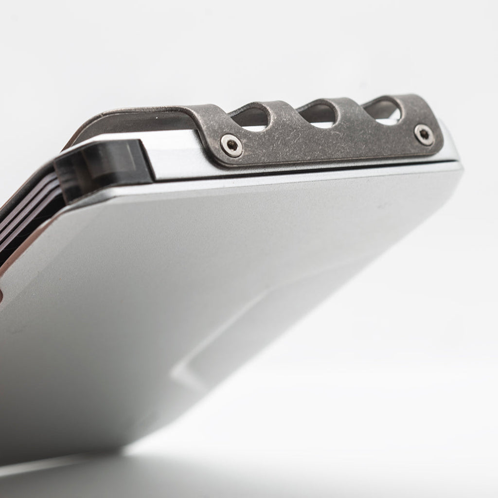 SK1 SLIDE KICK WALLET WITH TITANIUM MONEY CLIP