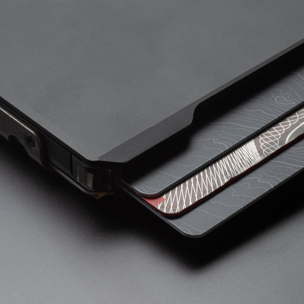 SK1 SLIDE KICK WALLET WITH TITANIUM MONEY CLIP